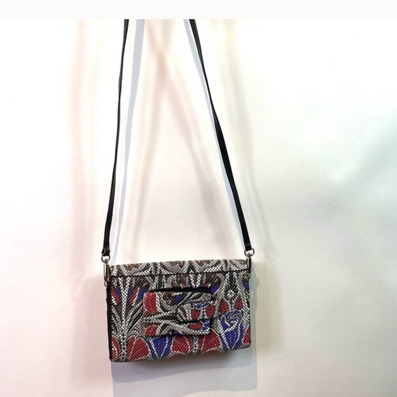 VGC❤️🤍💙Whiting & Davis Crossbody! - Picture 4 of 17